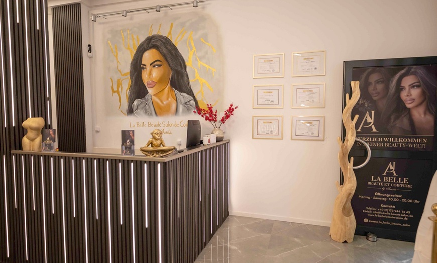 Image 10: Permanent Make-up inkl. Nachbehandlung für Lippen / Brauen für 1 Pers.