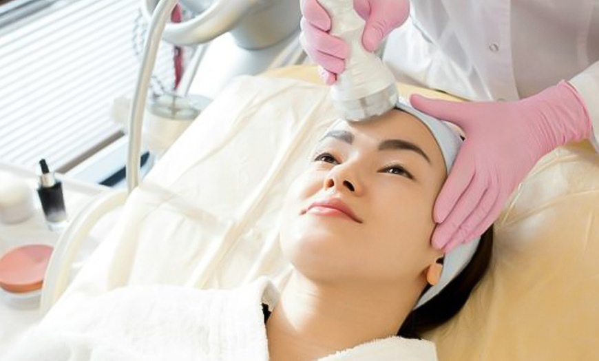 Image 5: Lift & Tighten: HIFU Neck, Half Face, Full Face, Neck, or Body