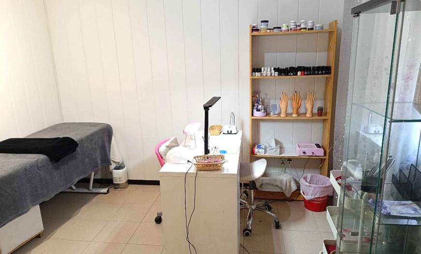 Image 5: Primera puesta de uñas acrílicas, semipermanente, opción a decoración 