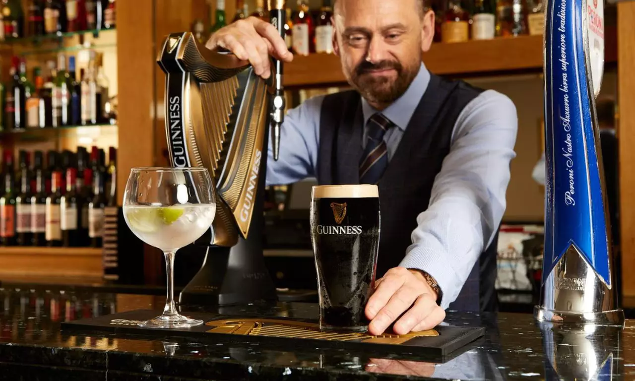 Shropshire: Stay for 2 with Breakfast, Prosecco & Spa Treatments