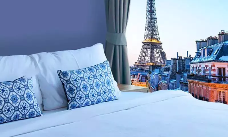 Paris à deux : activité au choix et nuit magique dans la Ville Lumière