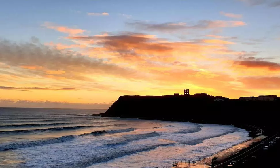 Scarborough: Seaview Double Room w/ Optional Breakfast, Dinner & More