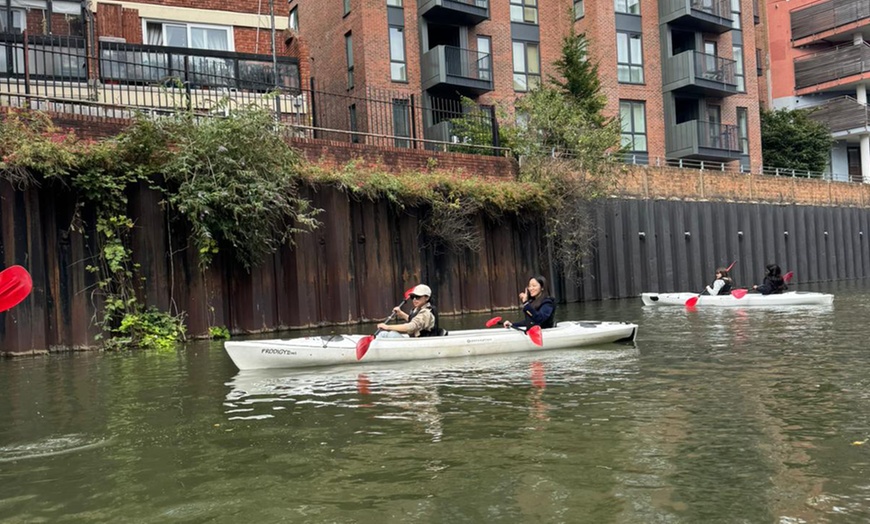 Image 4: Paddle Through London's History with 2 Hour Kayak Hire