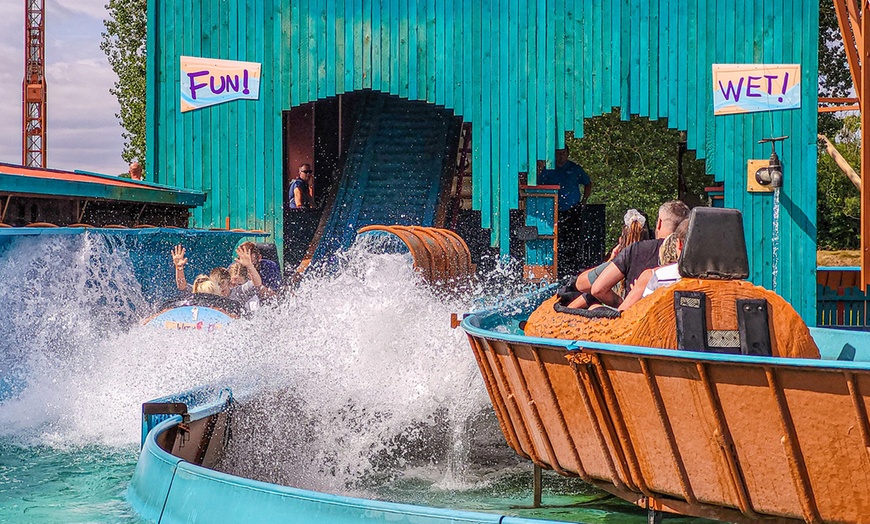 Image 3: Pleasurewood Hills Theme Park