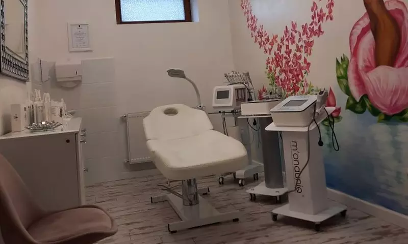 Zabiegi na twarz dla kobiet i mężczyzn: cera sucha, trądzikowa i inne