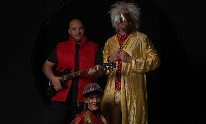 Image 11: 60 Min. Escape Game „Back To The Beginning” für 4 bis 8 Personen