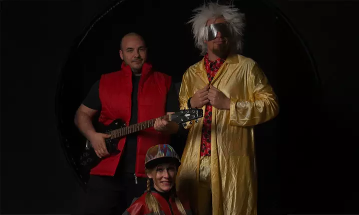 60 Min. Escape Game „Back To The Beginning” für 4 bis 8 Personen