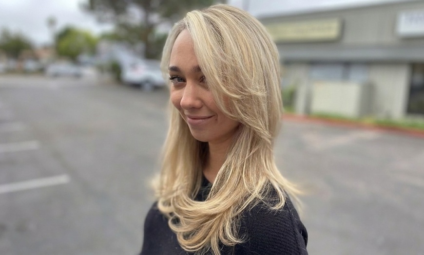 Image 2: Single or Two Blowouts with Deep Conditioning Treatments