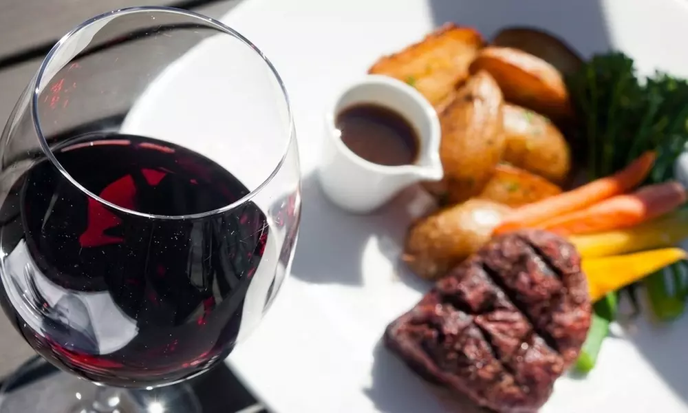 Pier 7: Three-Course Dining Experience for 2, 3, or 4 People