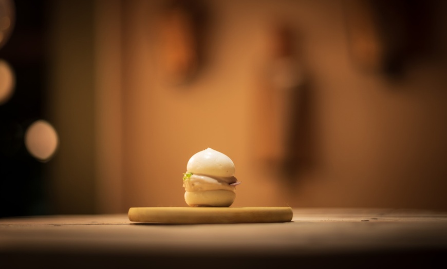 Image 8: Menú degustación Labur o Luze by Eneko Atxa, chef estrella Michelin 