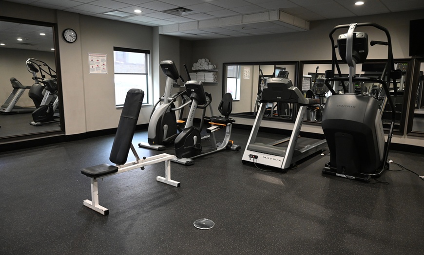 Image 17: Member-Only Deal: Atrium Hotel & Suites DFW