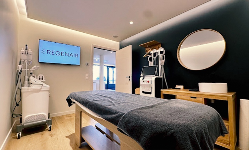 Image 2: Massage californin en solo ou en duo chez Regenair