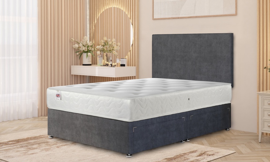 Image 7: Plush Velvet 4-Drawer Divan Bed Set