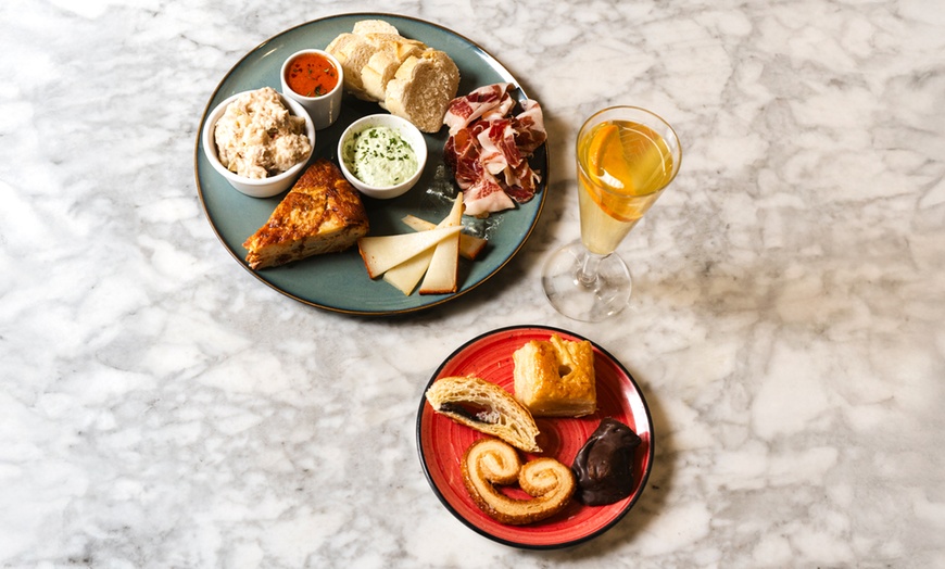 Image 4: Brunch o merienda en 9 o 10 pasos para 2 o 4 y opción a cava o mimosa 