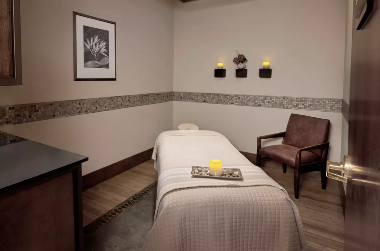 50/80-Minute Deep Tissue Massage at Westin Las Vegas Hibiscus Spa
