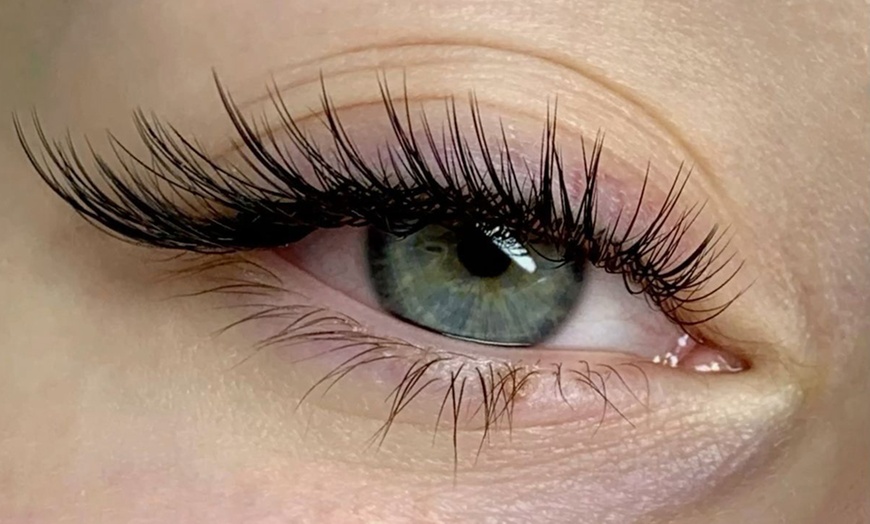 Image 4: Lashes Extension w/w/o Threading or Brows Lamination w/w/o Tinting