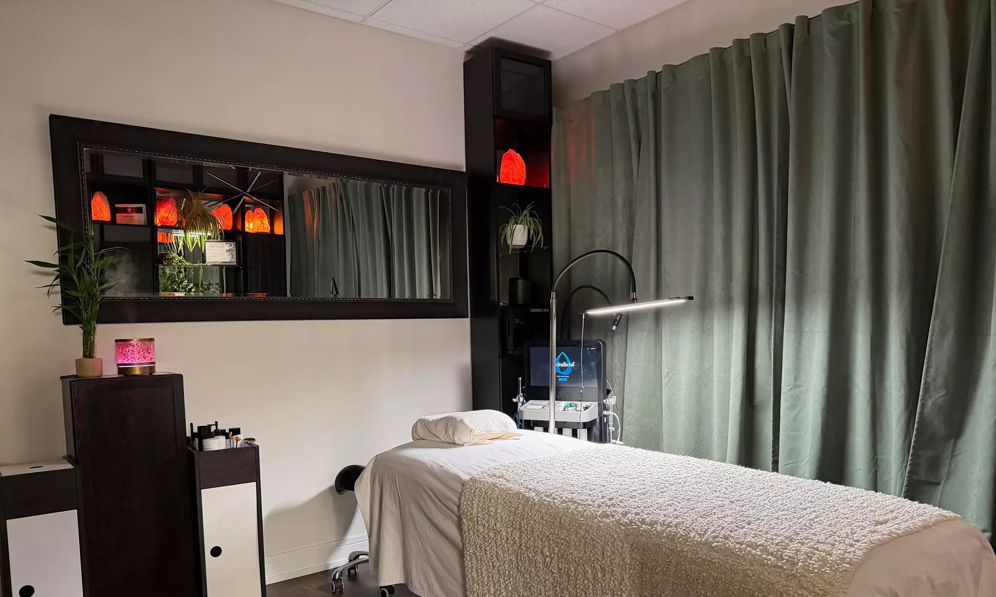 Microneedling Treatment for Full Face or Neck & Decollete or a Package