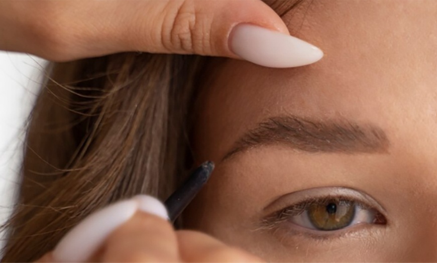 Image 3: Micropigmentación o microblading con opción a visagismo de cejas 