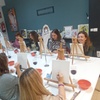 Image 5: Arte y vino, el combo perfecto: taller creativo de pintura con vino