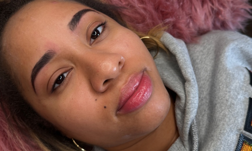 Image 5: Brow Lamination, Hybrid Stain or Wax & Tint