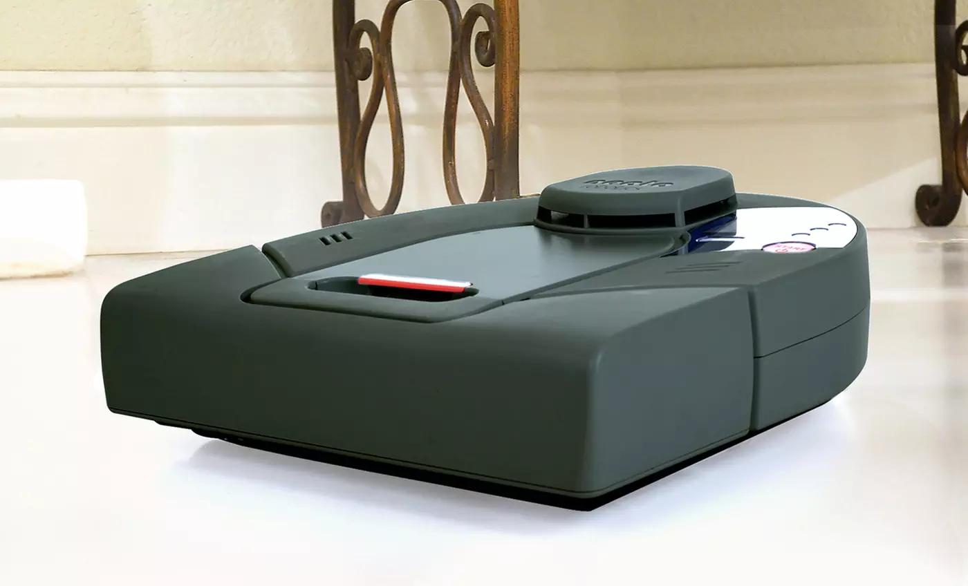 Neato Robotics XV-21 Vacuum Cleaner (Refurbished) - Primary Image