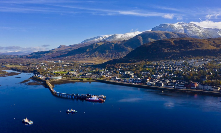 Image 2: Scottish Highlands, Fort William: Superior Double/ Twin Room with Fizz