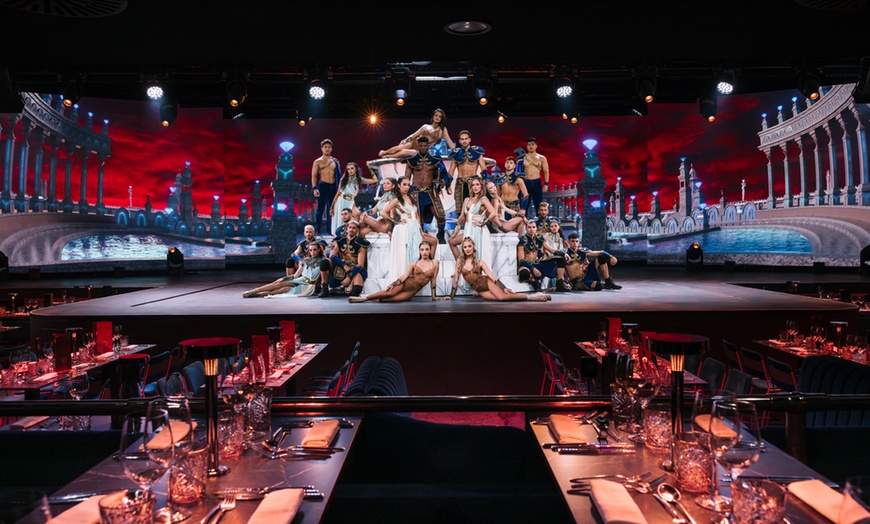 Image 7: Entrada al Scala Show con copa de cava y opción a cena para 1 o 2