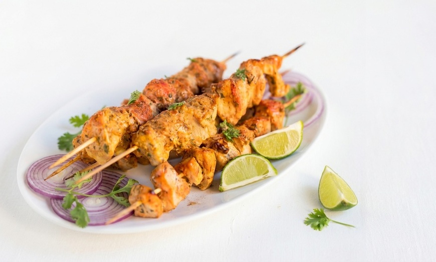 Image 2: Zéér aangenaam kennis te maken: Indiaas Degustatiemenu met 8 gerechten