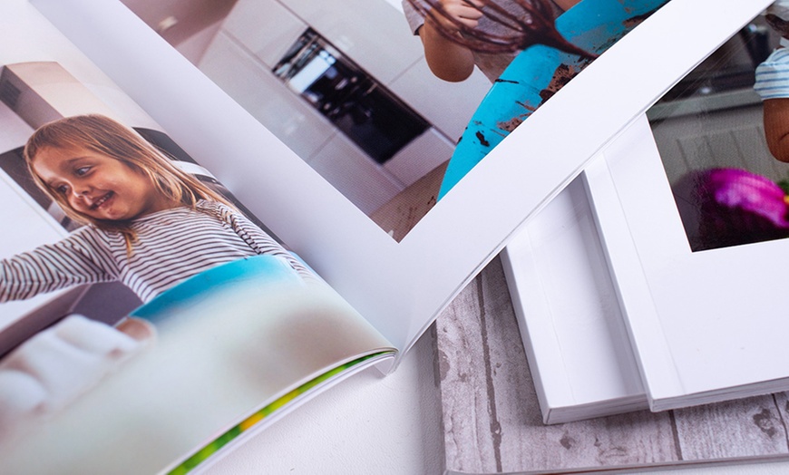 Image 6: Softcover Photobook in A5 Landscape Format from Colorland