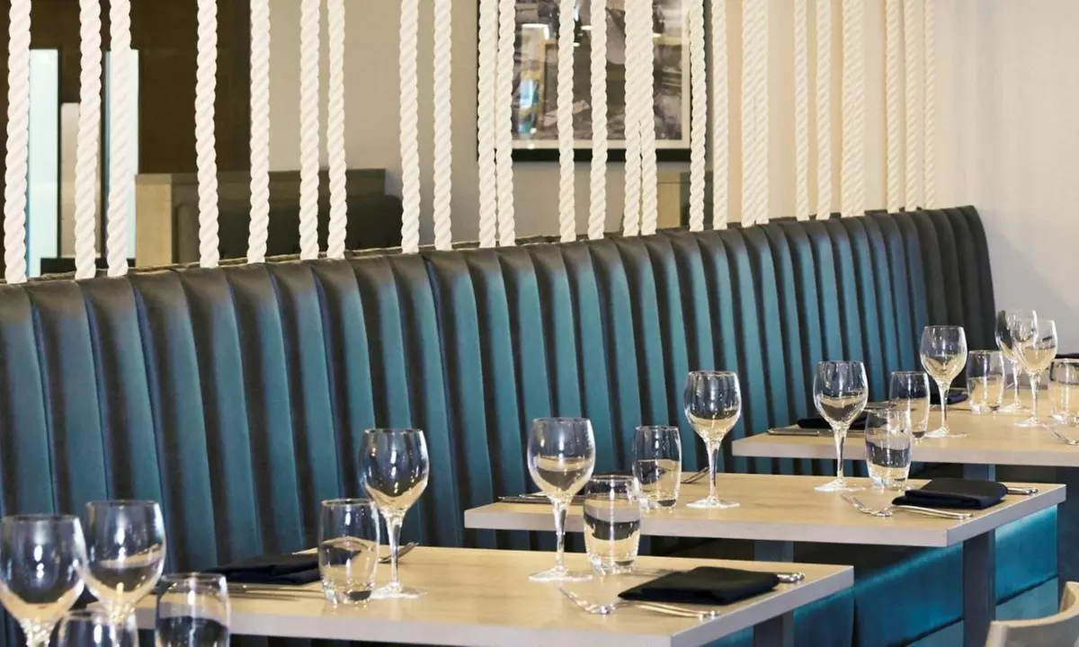 Cardiff: 4* Classic Double or Twin Room with Breakfast & Late CheckOut