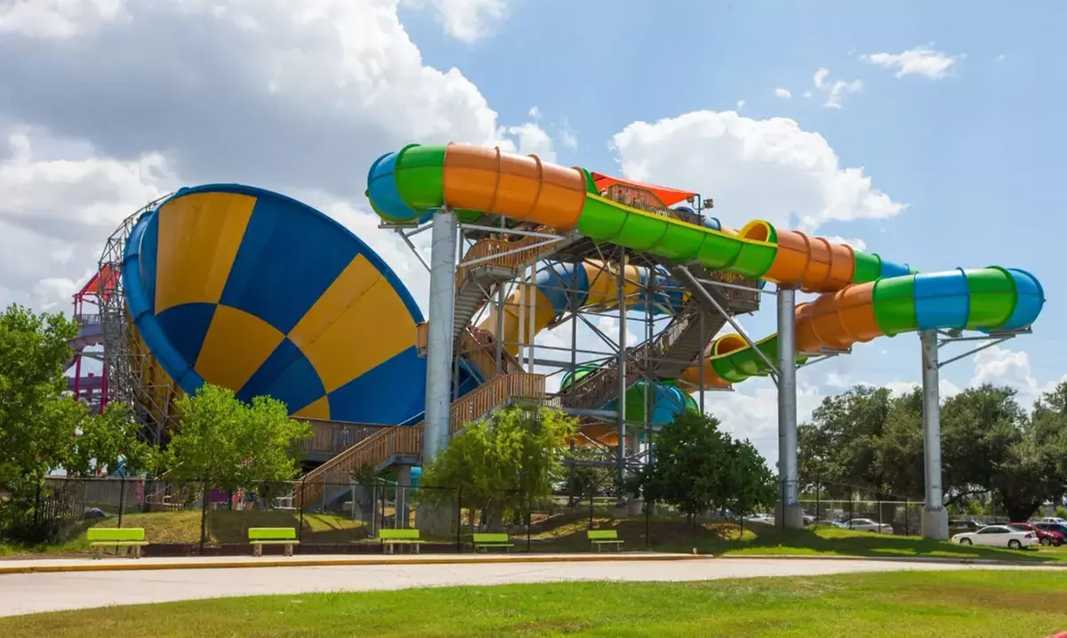 Hurricane Harbor Splashtown Single Day Tickets – 55% Off