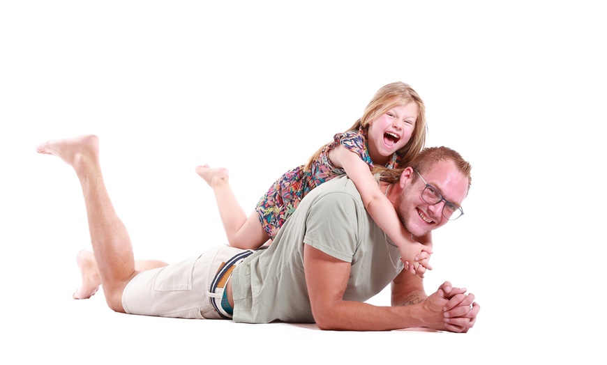 Image 11: Kerstfotoshoot: Leg warme herinneringen vast met familie en vrienden!