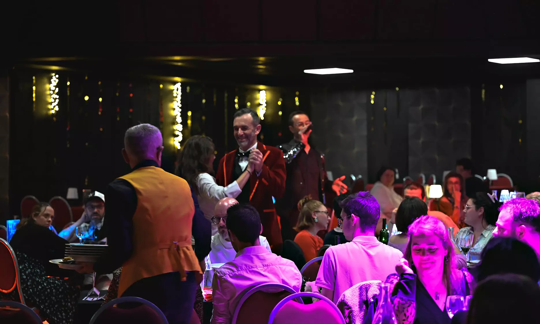 Formule dîner-spectacle au Cabaret Le Bambino