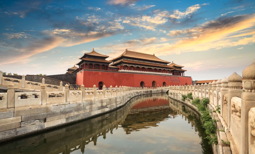 Image 2: ✈ 8-Day Tour of China with Air from Affordable World