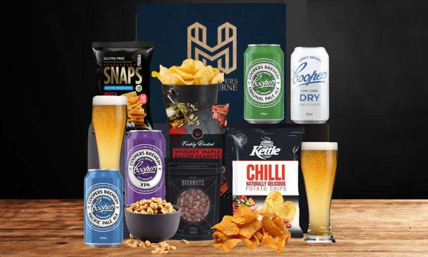 Image 3: Whisky, Snacks & Grooming Kit for Him in a Premium Gift Hamper