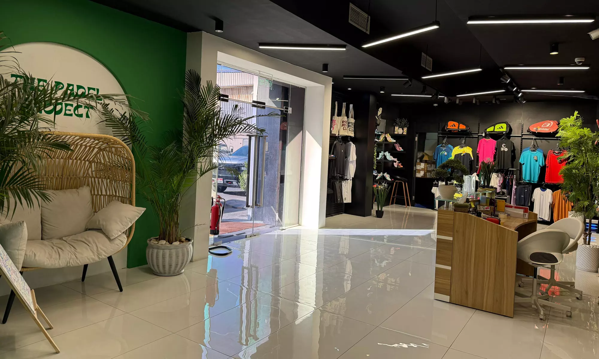 Discover The Padel Project with 60-, 90-, or 120-Mins of Padel Court Access for Doubles Game (Up to 53% Off) - Image 4