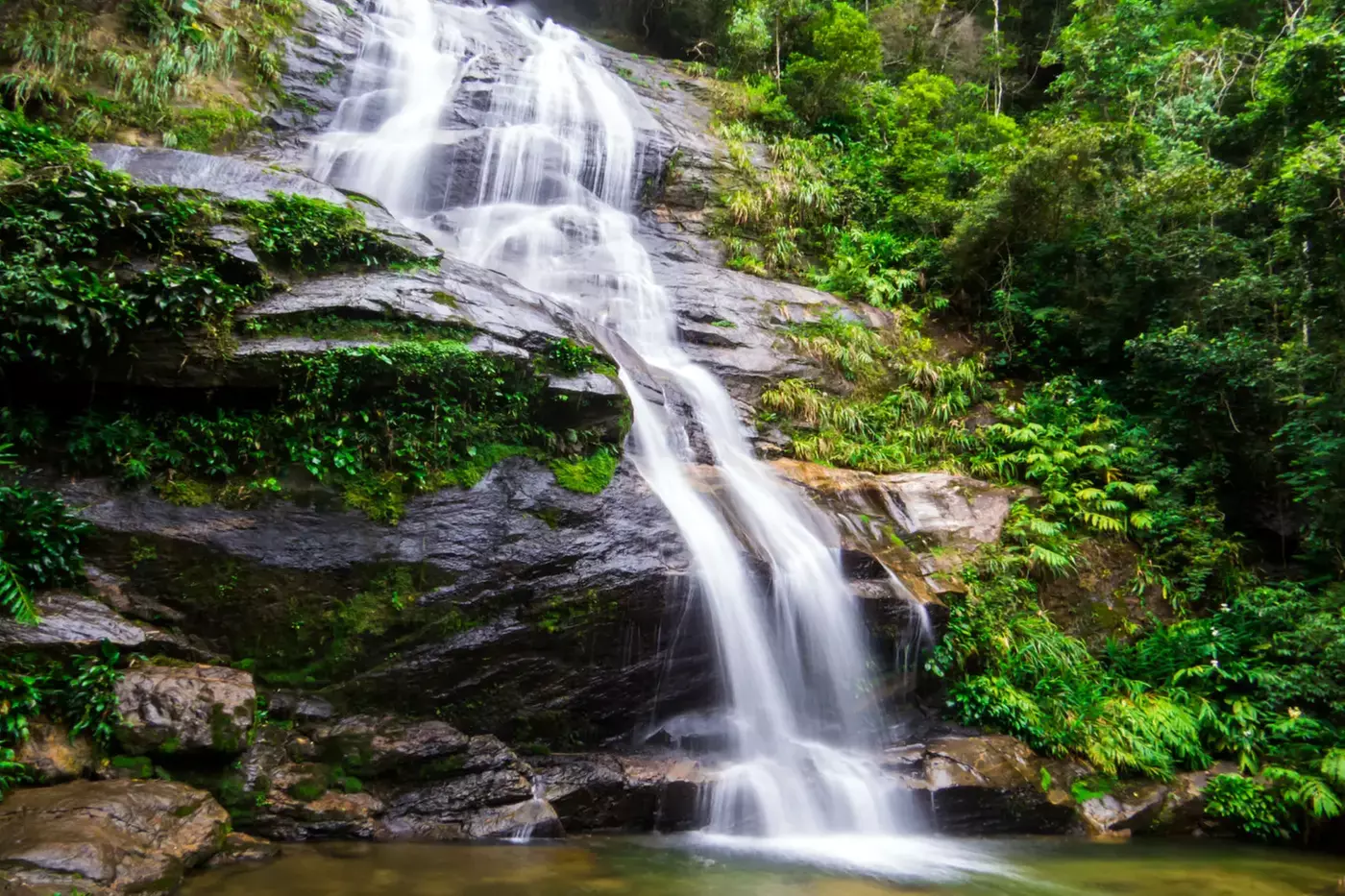 ✈ 9-Day Guided Tour of Brazil with Air from Great Value Vacations