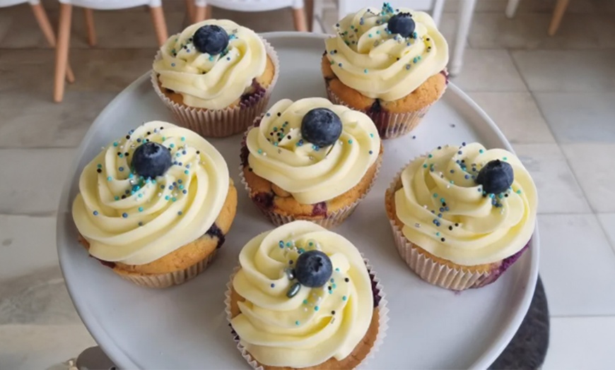 Image 1: 3-stündiger Backkurs für 1 - 2 Personen