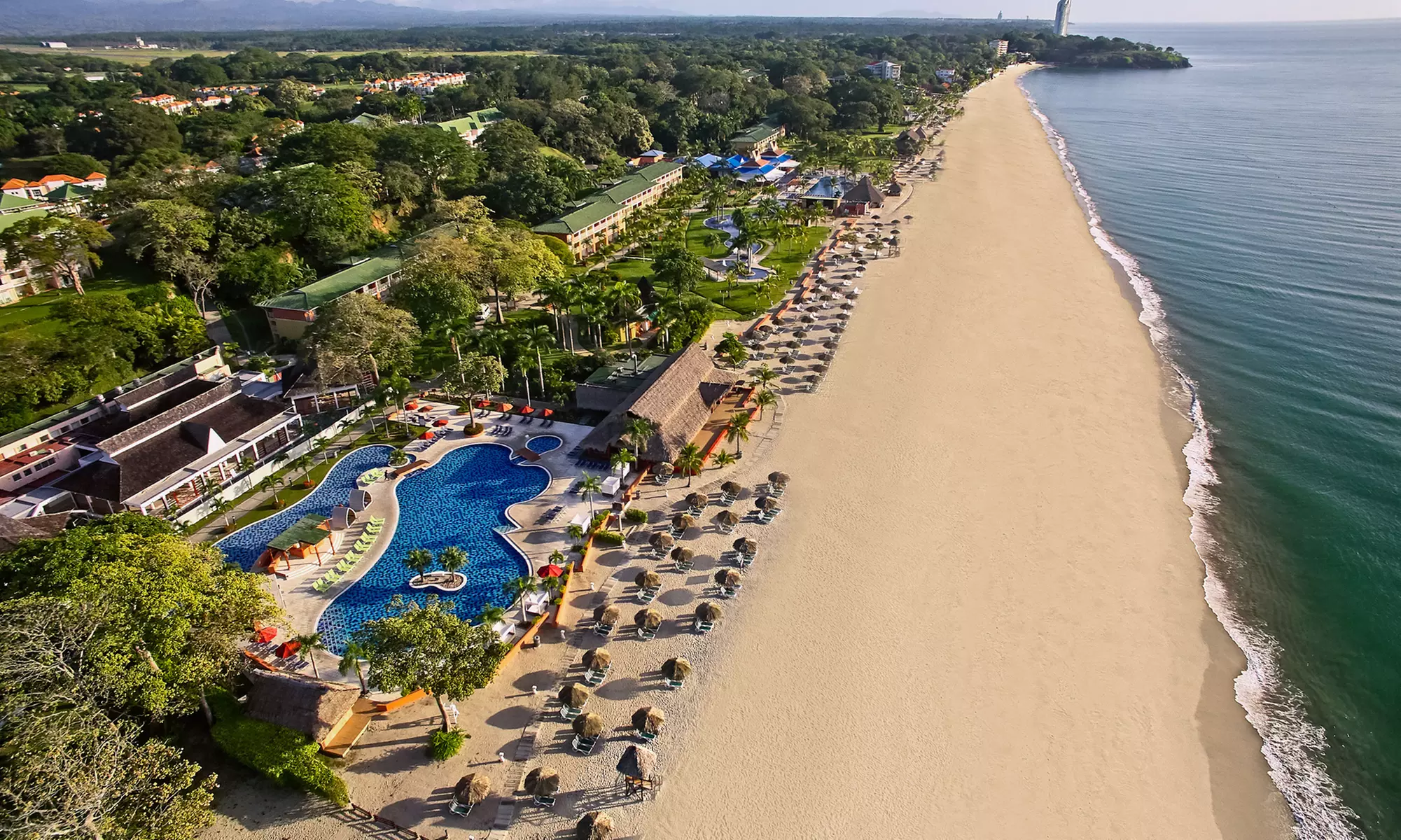 ✈ 5-Night Panama Vacation w/ Optional Airfare from Travel by Jen