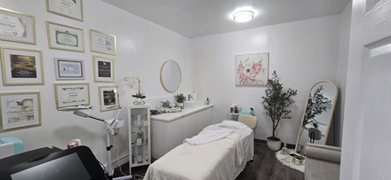 One 60-Minute Full Body Massage with Hot Towel - Cris Beauty Esthetics