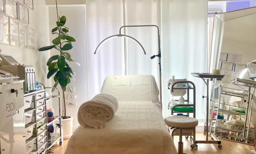 Image 6: Up to 25% Off on Micro-Needling at Étoilée aesthetics