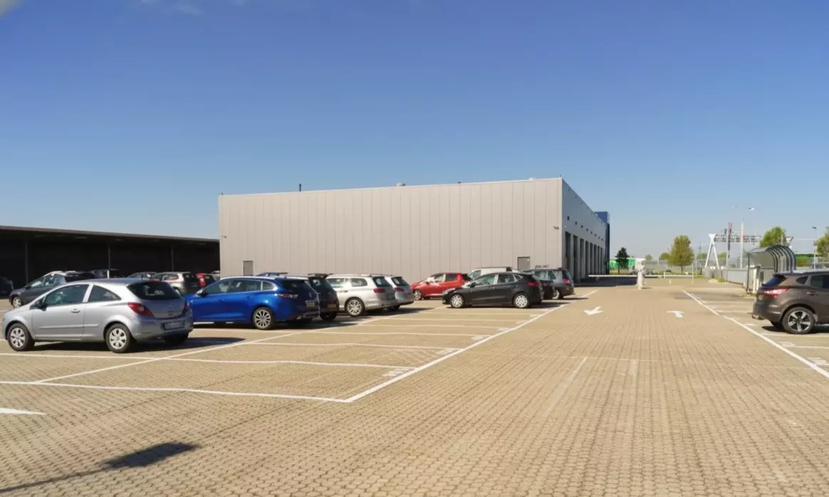 Geen gedoe met parkeren: valet parking op Schiphol