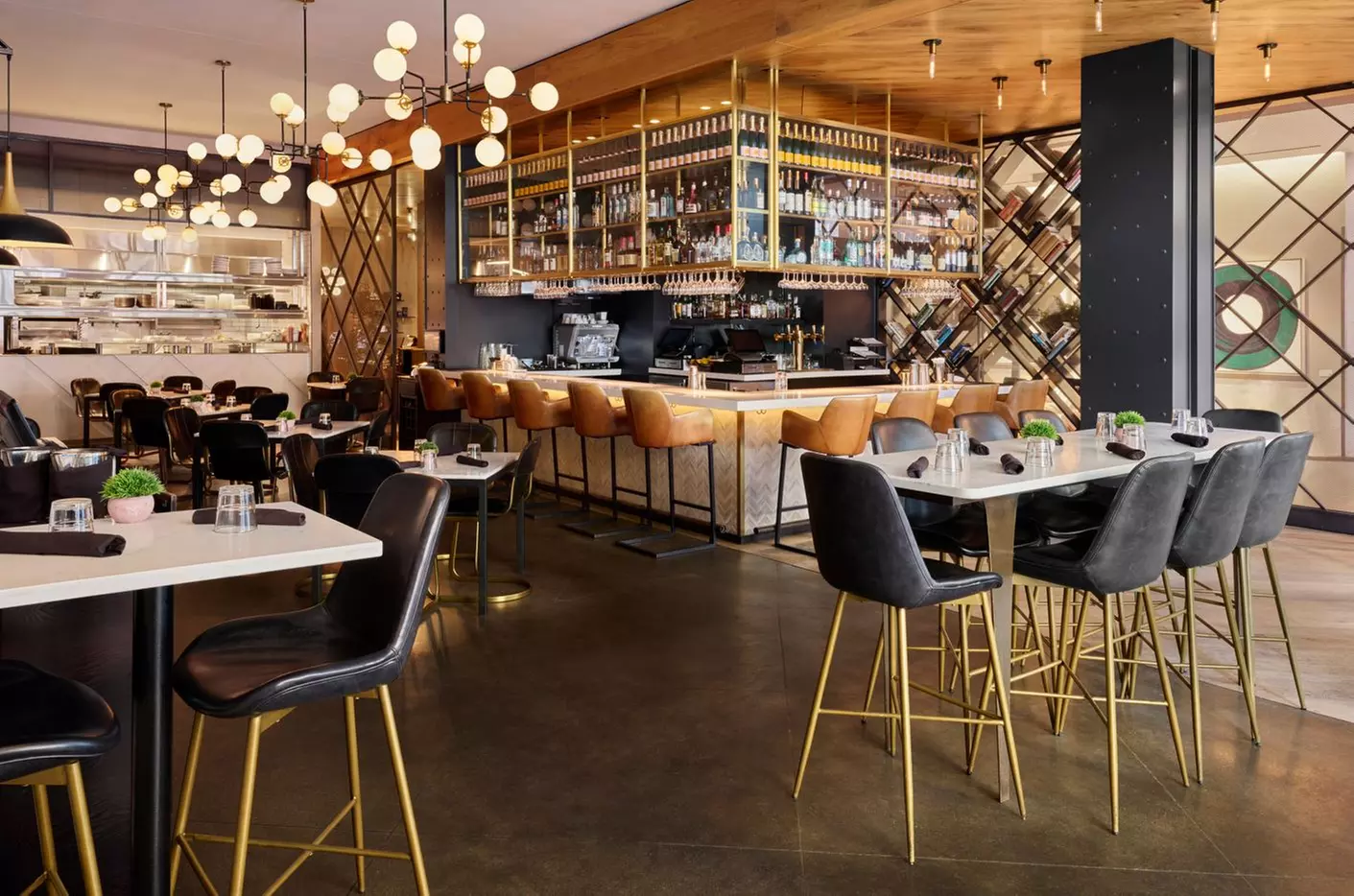 Member Pricing: 4-Star Hotel Near Millennium Park & Cultural Mile
