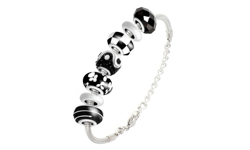 Image 7: Assortiment de bijoux personnalisables avec charms