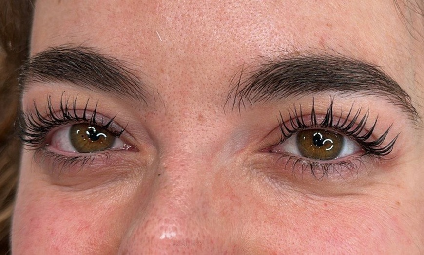 Image 13: Signature Lash Collections: Classic to Mega-Volume at Venus Room