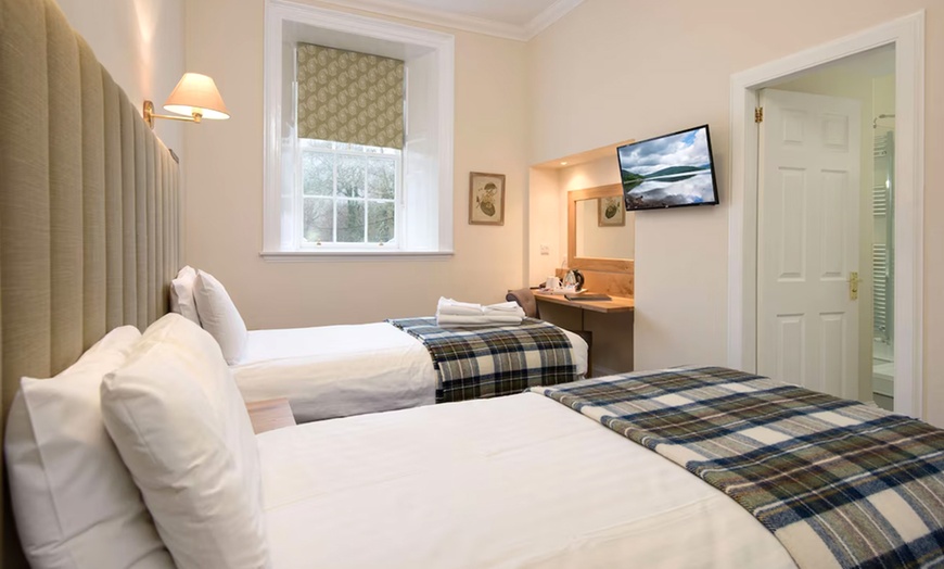 Image 16: Argyll and Bute: Standard Double Room with Breakfast