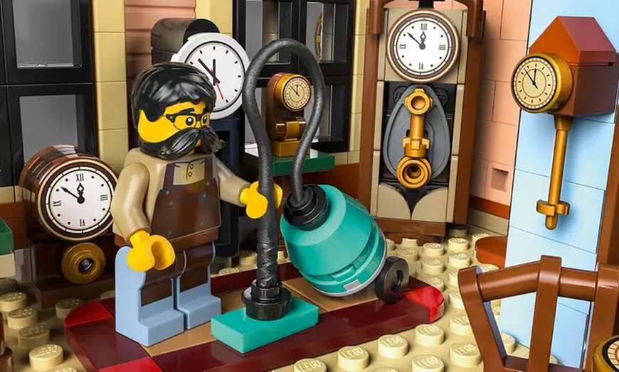 Image 11: LEGO Harry Potter 76457 Village of Hogsmeade Collector's Edition 