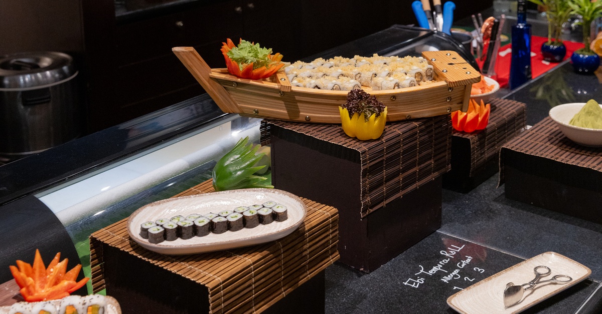Ignite Your Weekend: 5* Friday Enter The Dragon Asian Fusion Night Ignite Your Weekend: 5* Friday Enter The Dragon Asian Fusion Night