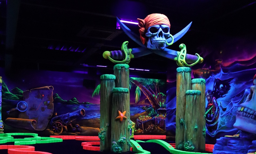 Image 3: Mini-golf Goolfy 60 minutes seul ou combiné repas