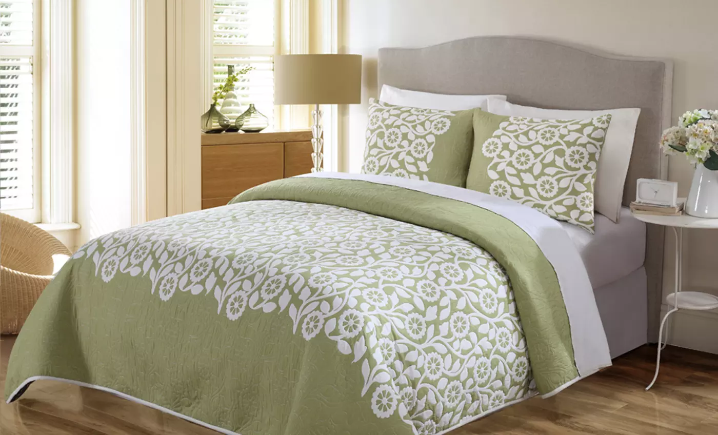 3-Piece Reversible Cotton Woven Jacquard Coverlet Sets - Primary Image